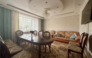 Продажа 3-комнатной квартиры, 63 м², мкр-н Степной-3, дом  3/7 - Продажа  трехкомнатных квартир в Караганде без посредников с фото