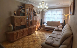 Продажа 4-комнатной квартиры, 81 м², ул. Жандосова, дом  29 - Продажа  четырехкомнатных квартир в Алматы