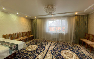 Продажа 5-комнатного дома, 214 м², ул. Куанышбаева - Продажа домов, коттеджей в Караганде с фото