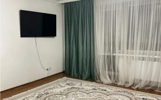 Продажа 3-комнатной квартиры, 93 м², мкр-н 12, дом  46/1 - Продажа  однокомнатных, двухкомнатных, трехкомнатных квартир в Караганде