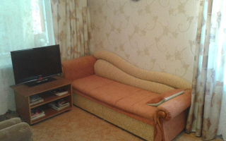Аренда 1-комнатной квартиры посуточно, 33 м², ул. Крылова, дом  83 - Аренда жилой и коммерческой недвижимости в Усть-Каменогорске