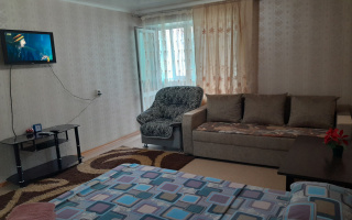 Аренда 1-комнатной квартиры посуточно, 32 м², Красина, дом  11 - Продажа и аренда недвижимости в Усть-Каменогорске