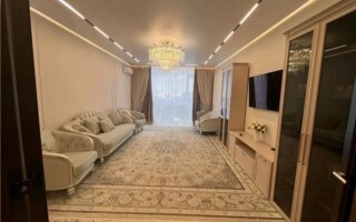 Продажа 4-комнатной квартиры, 165 м²