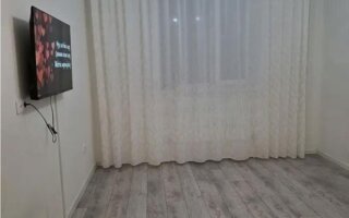 Продажа 1-комнатной квартиры, 38.2 м²