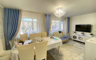 Продажа 4-комнатной квартиры, 76 м², ул. Муканова, дом  32 - Продажа  четырехкомнатных квартир в Караганде