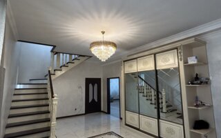 Продажа 6-комнатного дома, 380 м² - Продажа домов, коттеджей в Казахстане