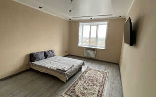 Аренда 1-комнатной квартиры посуточно, 68 м², ул. Самал, дом  70/3 - Аренда квартир посуточно в Уральске