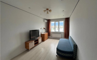 Продажа 1-комнатной квартиры, 40 м², пр. Райымбека, дом  259 - Продажа  однокомнатных квартир в Алматы без посредников с фото