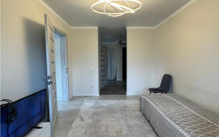 Продажа 3-комнатной квартиры, 50 м², ул. Аманжолова - Продажа и аренда недвижимости в Караганде