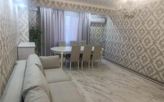 Продажа 3-комнатной квартиры, 122.6 м²