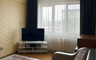 Продажа 1-комнатной квартиры, 31 м², пр. Назарбаева, дом  63/1 - Продажа жилой и коммерческой недвижимости в Усть-Каменогорске