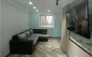 Продажа 2-комнатной квартиры, 42 м², 21-й мкр., дом  14 - Продажа  двухкомнатных квартир в Караганде с фото