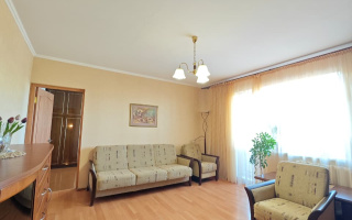 Продажа 4-комнатной квартиры, 75 м², пр. Шахтеров, дом  7 - Продажа  четырехкомнатных квартир в Караганде