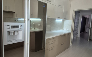 Продажа 4-комнатной квартиры, 94.8 м², пр. Достык, дом  103/40 - ул. Госпитальная - Продажа  четырехкомнатных квартир в Алматы с фото