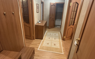 Продажа 3-комнатной квартиры, 63 м², ул. Аманжолова, дом  7 - Продажа квартир в Караганде без посредников с фото