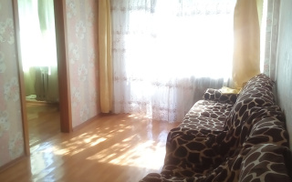 Аренда 3-комнатной квартиры, 56 м², пр. Бухар-жырау, дом  52 - Аренда квартир помесячно в Караганде без посредников