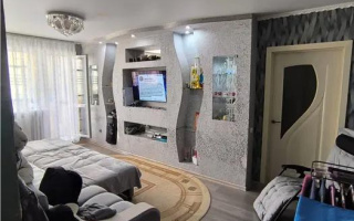 Продажа 3-комнатной квартиры, 63 м², мкр. Восток-1, дом  6/2 - Продажа  трехкомнатных квартир в Караганде с фото