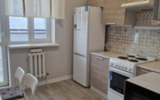 Аренда 1-комнатной квартиры посуточно, 40 м², пр. Кабанбай батыра, дом  4/2 - ул. Космонавтов - Аренда квартиры посуточно в Астане