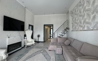 Продажа 3-комнатной квартиры, 95 м²