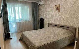 Продажа 4-комнатной квартиры, 140 м²