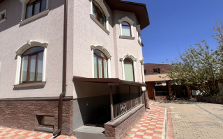 Продажа 7-комнатного дома, 400 м² - Продажа домов, коттеджей в Алматы - страница 2