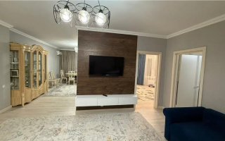 Продажа 3-комнатной квартиры, 118 м², пр. Республики, дом  40 - Продажа  трехкомнатных квартир в Караганде без посредников с фото