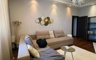 Продажа 1-комнатной квартиры, 42 м², ул. Есенберлина, дом  155 - Продажа  однокомнатных квартир в Алматы без посредников с фото