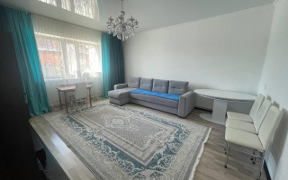Продажа 5-комнатного дома, 200 м², ул. Абишева - Продажа домов и коттеджей в Караганде
