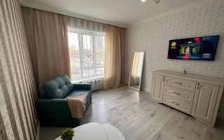 Аренда 1-комнатной квартиры посуточно, 38 м², пр. Строителей, дом  33/1 - Аренда квартиры посуточно в Караганде