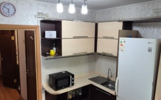 Аренда 4-комнатной квартиры, 80 м²